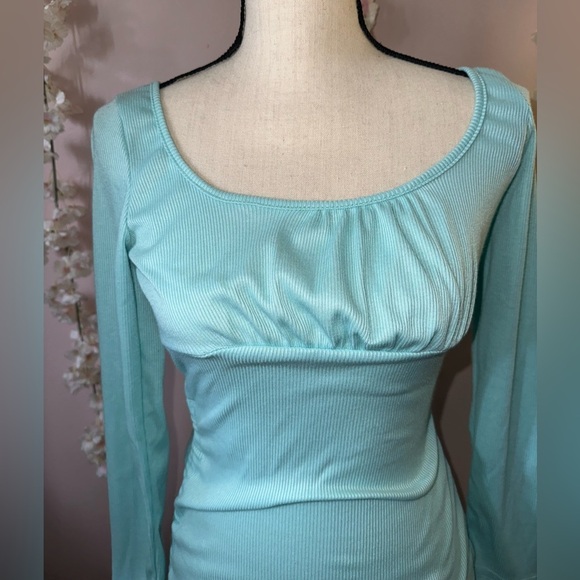Spring Blue Drawstring Bodycon Dress - Picture 2 of 5